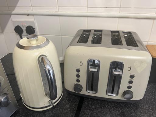 Buy & Sell East London Manor Park - East London - Photos for Kettle and toaster set