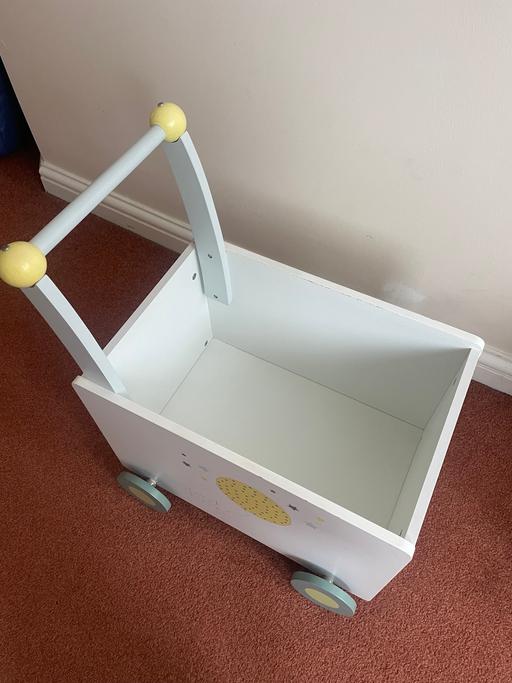 Buy & Sell Hockley Rochford - Photos for Wooden trolley box