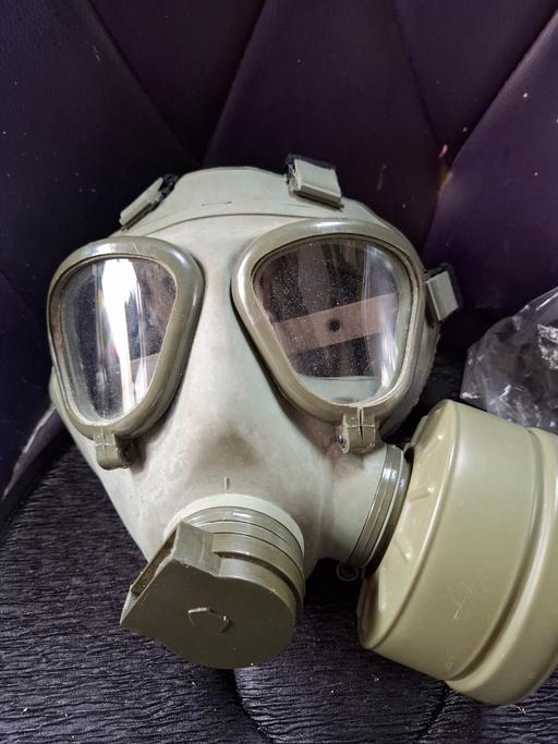 Buy & Sell Rhondda Cynon Taf Brynteg - Rhondda Cynon Taf - Photos for gas mask