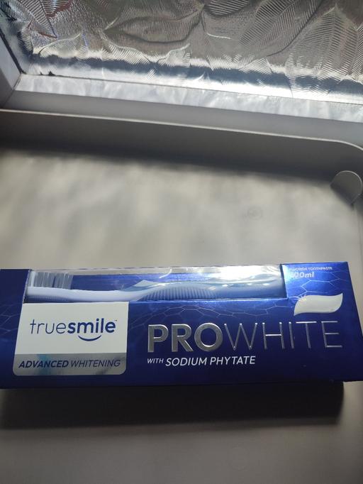 Buy & Sell North Northamptonshire Kettering - NN15 - Photos for advanced whitening toothpaste and toothbrush