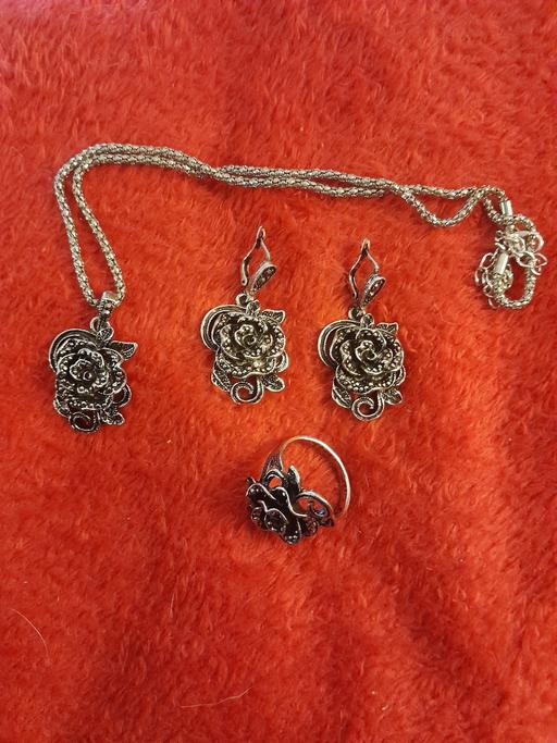 Buy & Sell Shropshire Telford and Wrekin - Photos for NEW 3 PIECE JEWELLERY SET
