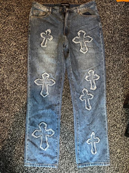 Buy & Sell White Hart Lane Station North London - Photos for Men’s Jeans - Supply and Demand