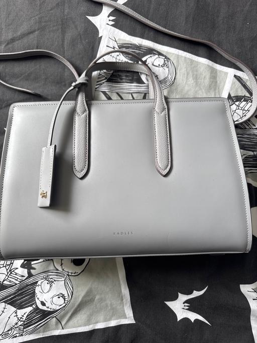 Buy & Sell Bentley Walsall - Photos for Radley Grey bag medium sized