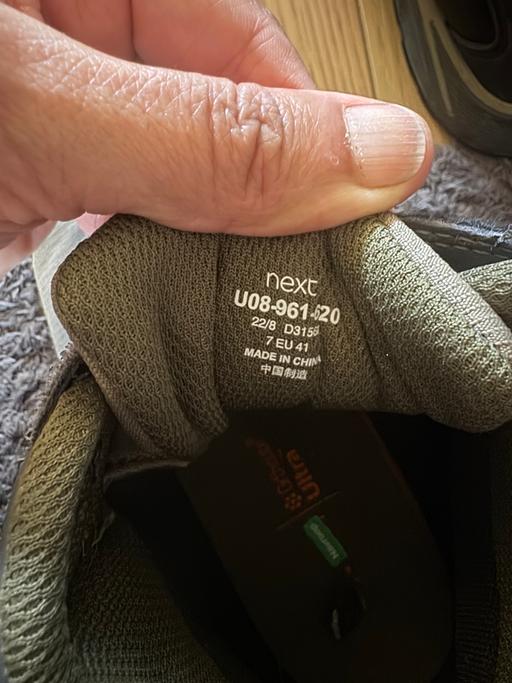 Buy & Sell West Midlands Wolverhampton - Photos for Walking / Hiking Boots
