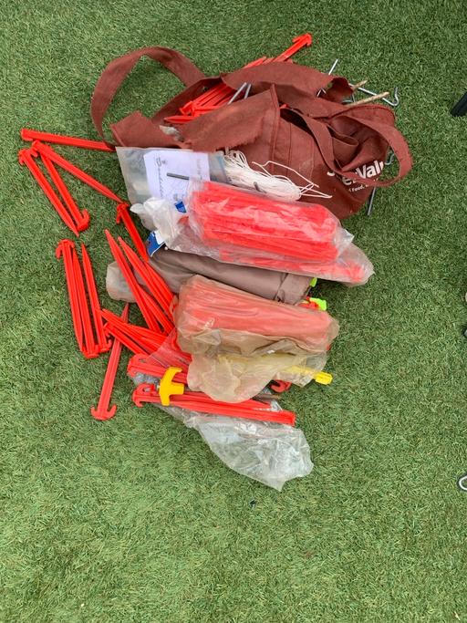 Buy & Sell Kilnhurst Rotherham - Photos for Assorted tent pegs and rubber straps