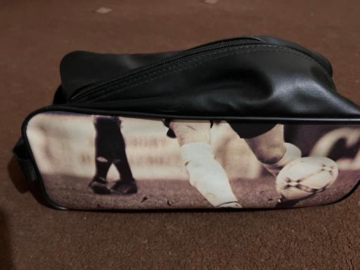 Buy & Sell East London Blackwall - East London - Photos for Classic Zipped boots Travel Bag