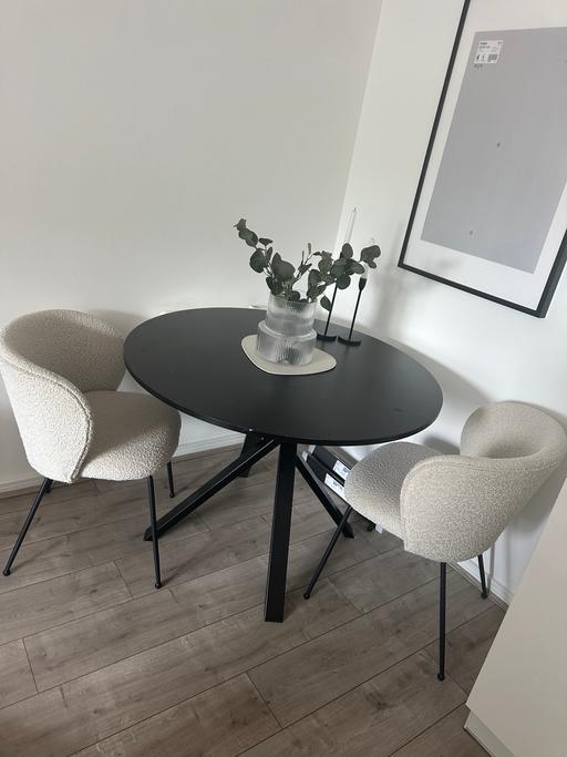 Buy & Sell Greater Manchester Trafford - Photos for Table and boucle chairs x 2