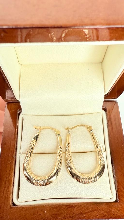 Buy & Sell Harrow on the Hill North West London - Photos for Beautiful 9ct Gold Etched Hoop Earrings
