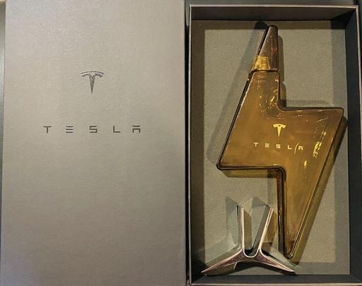 Buy & Sell Kings Norton Birmingham - Photos for Tesla Decanter and Stand. (Empty)