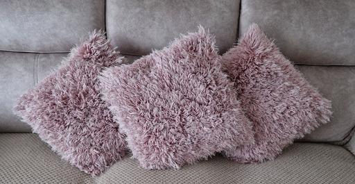 Buy & Sell Staffordshire South Staffordshire - Photos for pink fluffy cushions x 3 excellent condition.