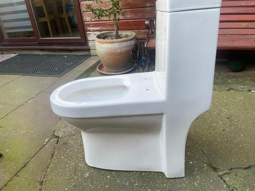 Buy & Sell Kent Tonbridge and Malling - Photos for toilet with sink