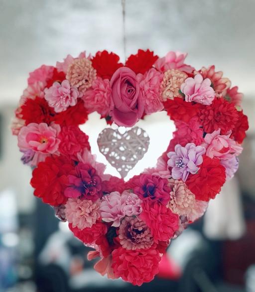 Buy & Sell Kent Dartford - Photos for A stunning 3D hanging floral heart. Handmade