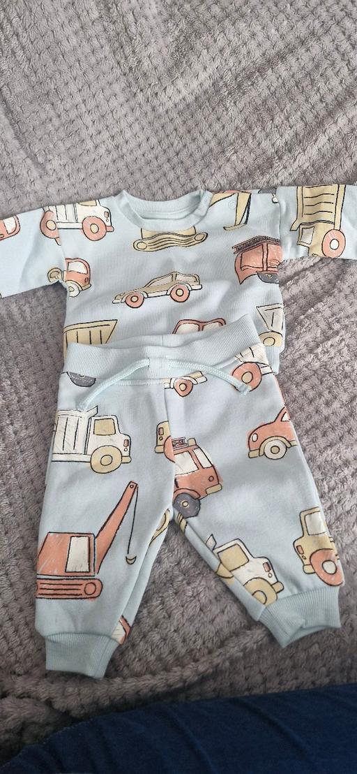 Buy & Sell Harpurhey Manchester - Photos for 0-3 baby outfits