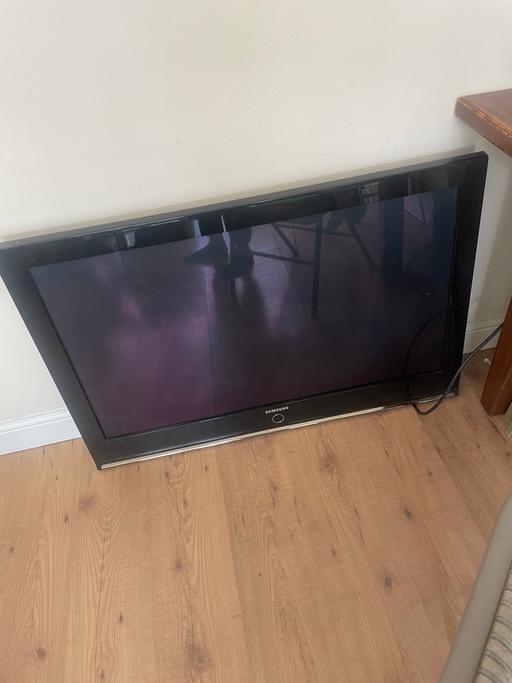 Buy & Sell North London Church End - North London - Photos for Samsung tv/monitor