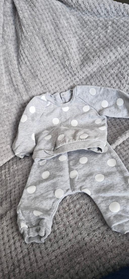 Buy & Sell Harpurhey Manchester - Photos for 0-3 baby outfits