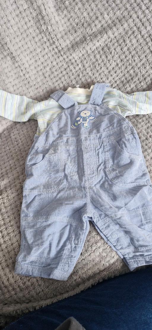 Buy & Sell Harpurhey Manchester - Photos for 0-3 baby dungarees