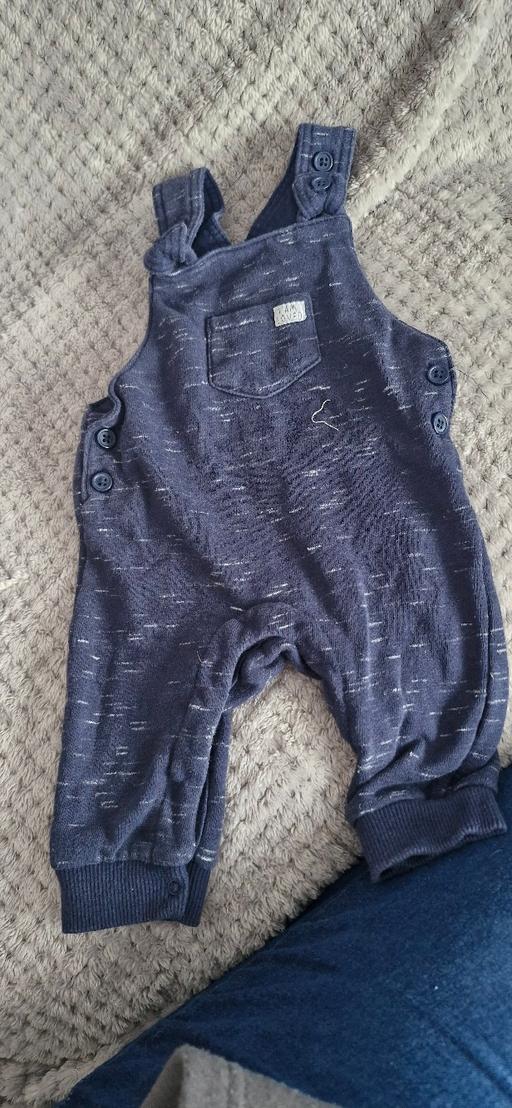 Buy & Sell Harpurhey Manchester - Photos for 0-3 baby dungarees