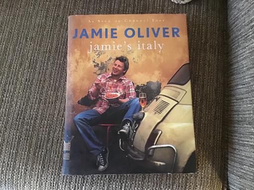 Buy & Sell Essington Wolverhampton - images_alt_text Jamie Oliver cook book