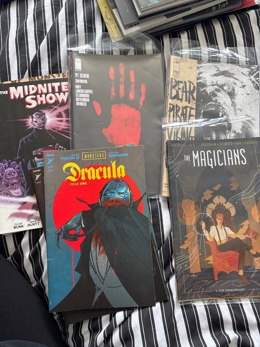 Buy & Sell West Midlands Walsall - Photos for Comic bundle