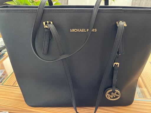 Buy & Sell Walsall Town Centre Walsall - Photos for Michael Kors tote bag