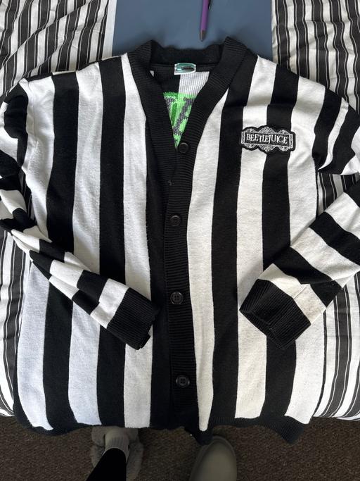 Buy & Sell Bentley Walsall - Photos for Beetle juice cardigan size medium