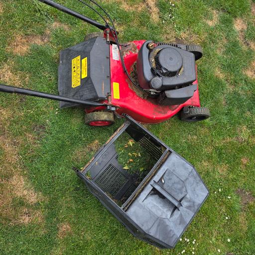 Buy & Sell West Midlands Dudley - Photos for Champion Petrol Push Lawnmower