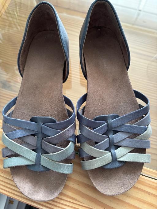 Buy & Sell Walsall Town Centre Walsall - Photos for Leather sandals size 5