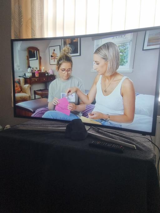 Buy & Sell Staffordshire Stoke-on-Trent - Photos for Television 40 INCH Samsung curved 4k HDR