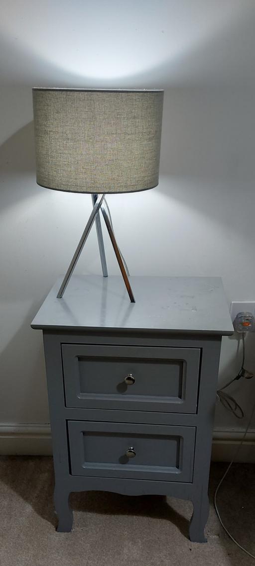 Buy & Sell West Midlands Sandwell - Photos for 2 X Side Tables & 2 X Lampshades