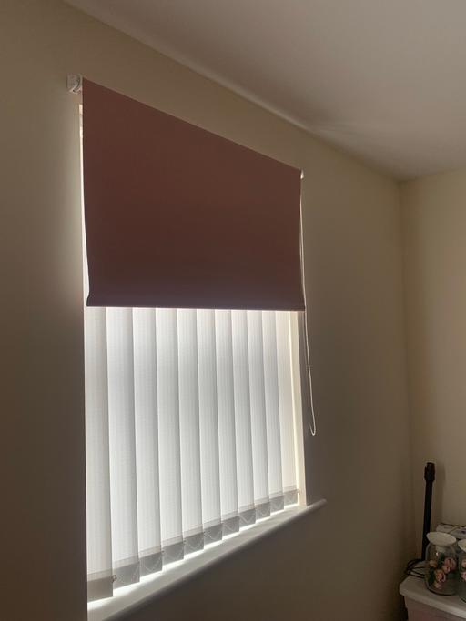 Buy & Sell West Yorkshire Bradford - Photos for Roller blind x2