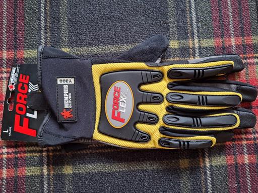Buy & Sell West Midlands Wolverhampton - Photos for New Multi purpose gloves size large