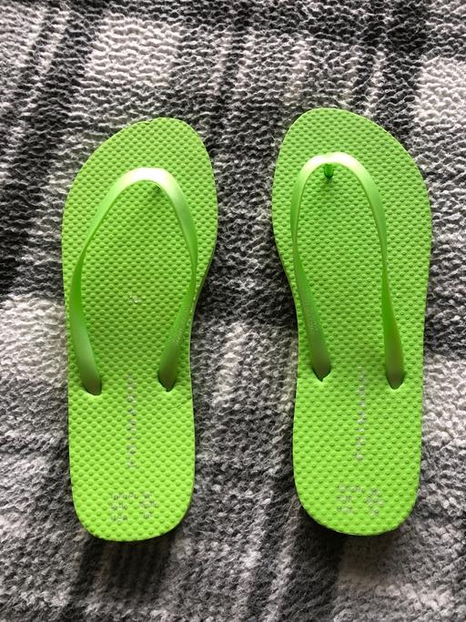 Buy & Sell Hertfordshire Broxbourne - Photos for FLIP FLOPS