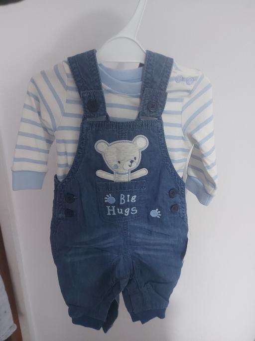 Buy & Sell Caerphilly - Wales Caerphilly Town Centre - Caerphilly - Photos for 0-3 months boys dungaree set