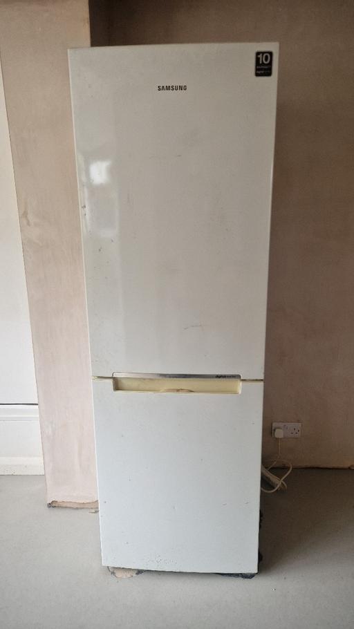 Buy & Sell Bedfordshire Luton - Photos for samsung fridge freezer.