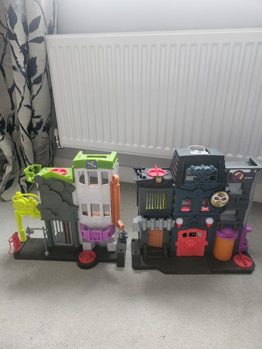 Buy & Sell West Yorkshire Wakefield - Photos for Batman crime alley