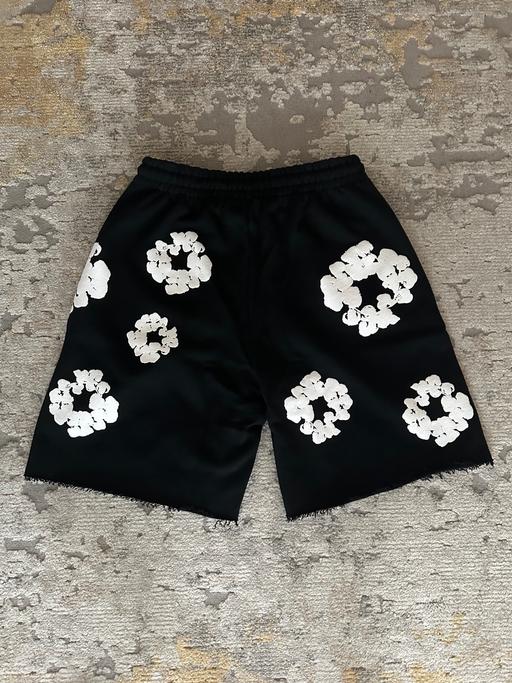 Buy & Sell Barking and Dagenham Dagenham - RM9 - Photos for Denim Tears Shorts Black