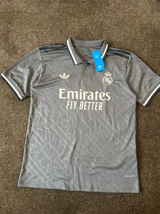 Buy & Sell West London Hillingdon - Photos for Real Madrid Jersey/Kit