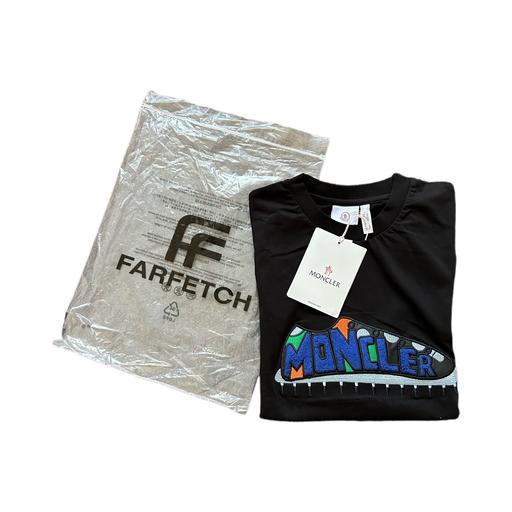 Buy & Sell West London Hillingdon - Photos for Moncler Graphic T shirt