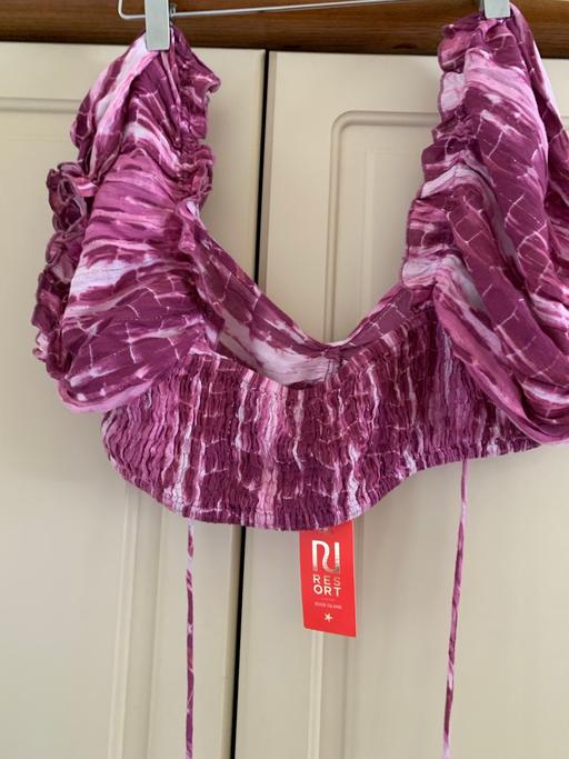 Buy & Sell West London Hounslow - Photos for Lovely River Island ladies top size medium
