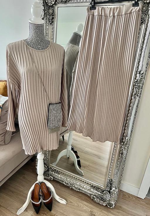 Buy & Sell Surrey Elmbridge - Photos for Co ord pleated design