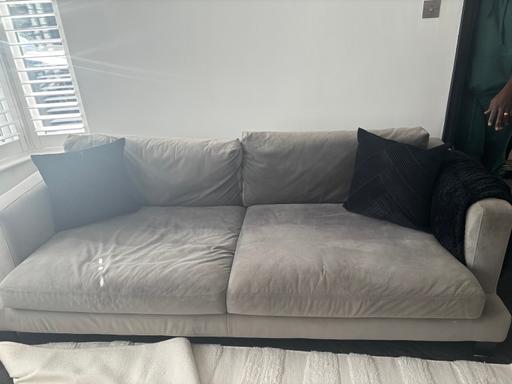 Buy & Sell Hertfordshire Dacorum - Photos for Grey two seater sofa