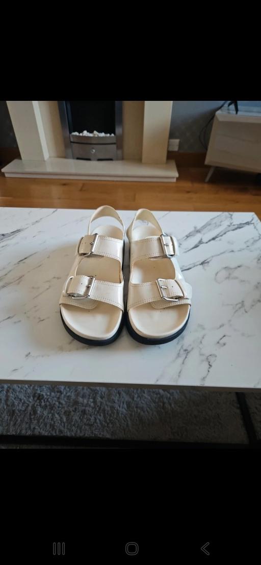 Buy & Sell Denbighshire - Wales Prestatyn - LL19 - Photos for M&S Size 8 Leather Sandals