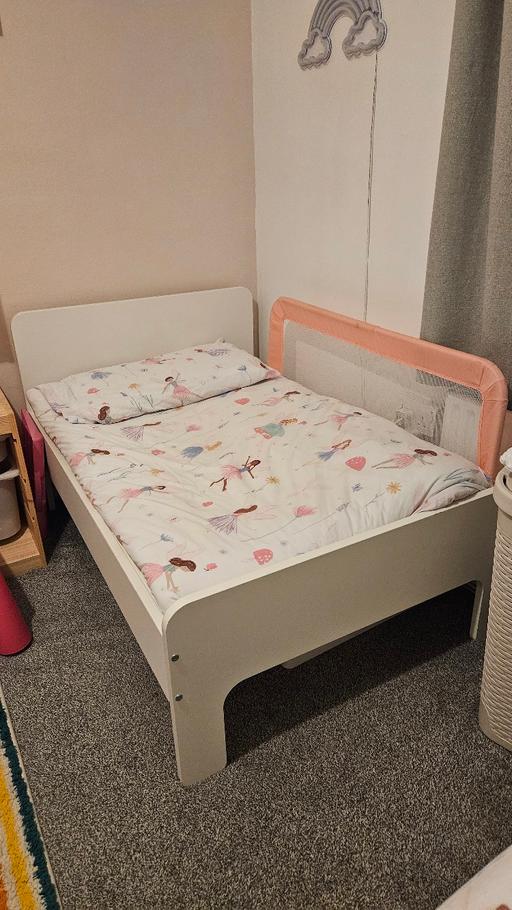 Buy & Sell South East London Camberwell - South East London - Photos for Kids extendable bed and mattress