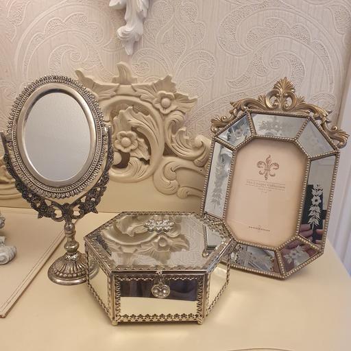 Buy & Sell West Midlands Solihull - Photos for dressing table set