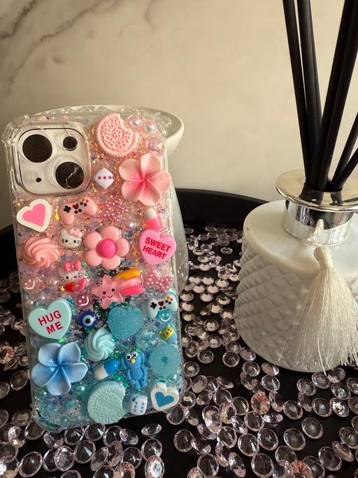 Buy & Sell South West London Merton - Photos for Pinky blue junk charm phone case