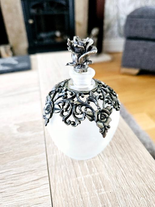 Buy & Sell South Yorkshire Doncaster - Photos for Vintage style perfume bottle..non opening.