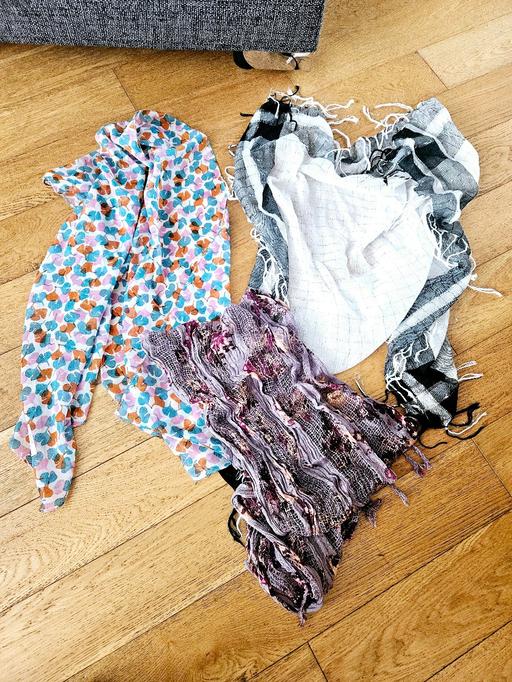 Buy & Sell South Yorkshire Doncaster - Photos for 3 summer scarves..price is for all