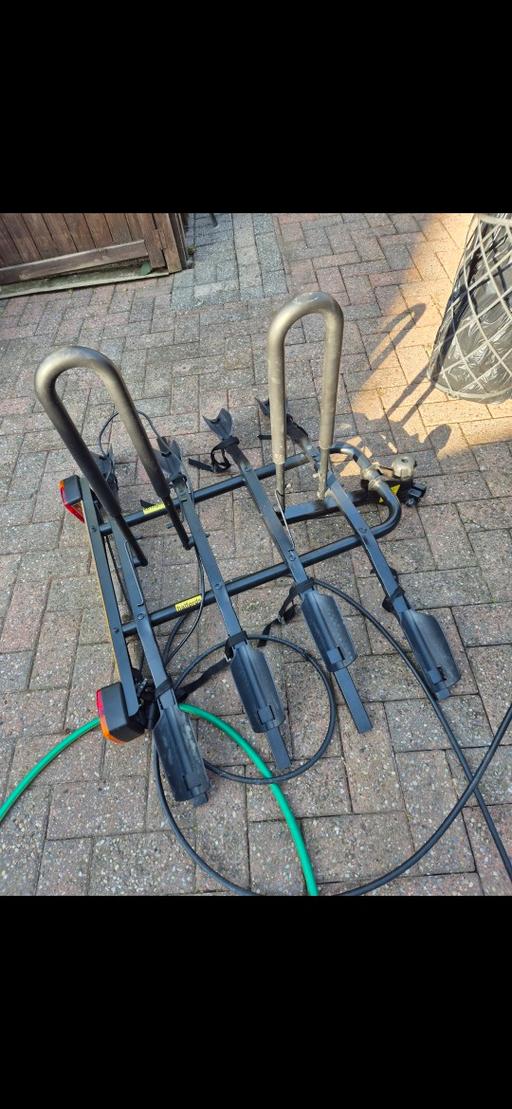 Buy & Sell West Midlands Birmingham - Photos for 4 Bike CARRY RACK (Towbar Mounted).