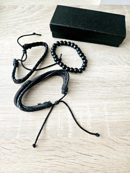 Buy & Sell South Yorkshire Doncaster - Photos for Set of 3 black bracelets..boxed