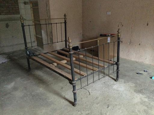 Buy & Sell Dorset Bradford Abbas - Dorset - Photos for Cast iron small double bed